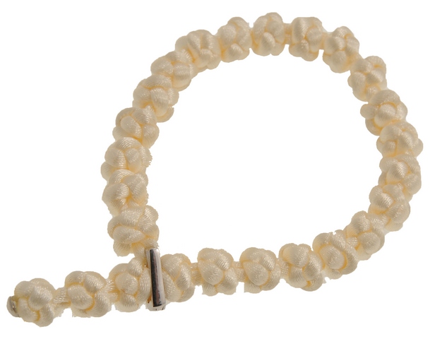 SKB100WHV WHITE KNOT BRACELET W/SILVER PLAIN CLASP