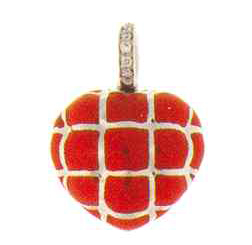 HC235RA WG RED QUILTED HEART WITH DIAMOND BAIL 0.06