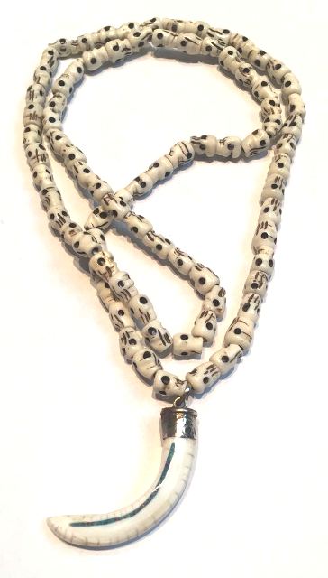 NE1 колье Коготь