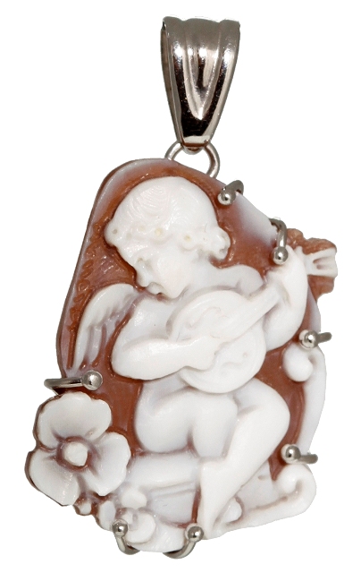 AMANG09 sardonyx cameos set in 14Kt gold pendant