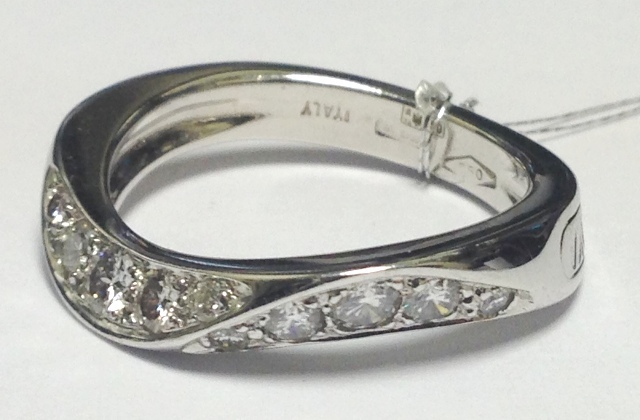 AN168 B042 W RING