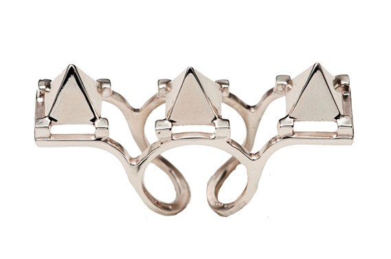 A-1106-2-13 Silver 3 studs ring