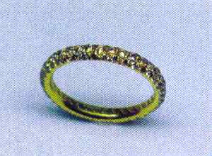 A300N ANELLO BRILLANTI YG