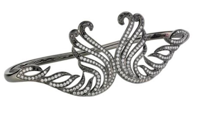 B1065 2L Hand Bracelet Black Gold , Black & White Diamonds 2.5  Size S