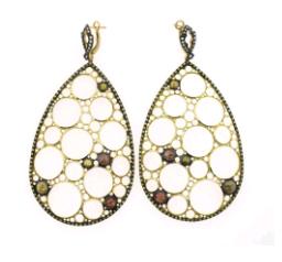 SOH-397PR-013 LTG Tear Shaped Lacy Circle Ear/YG/BLK Rhod/Multi 6.75/Multi 2.50 Dia.30ct/TrefoilTop