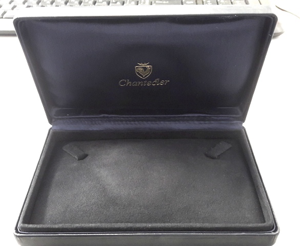 CHANTECLER Коробка колье  10 * 15