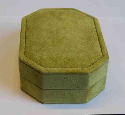 ITALY OTRADA  Коробка pendent/earrings светло зеленая