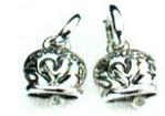 18266 Medium Campanella earrings in white gold and one diamond in the clapper