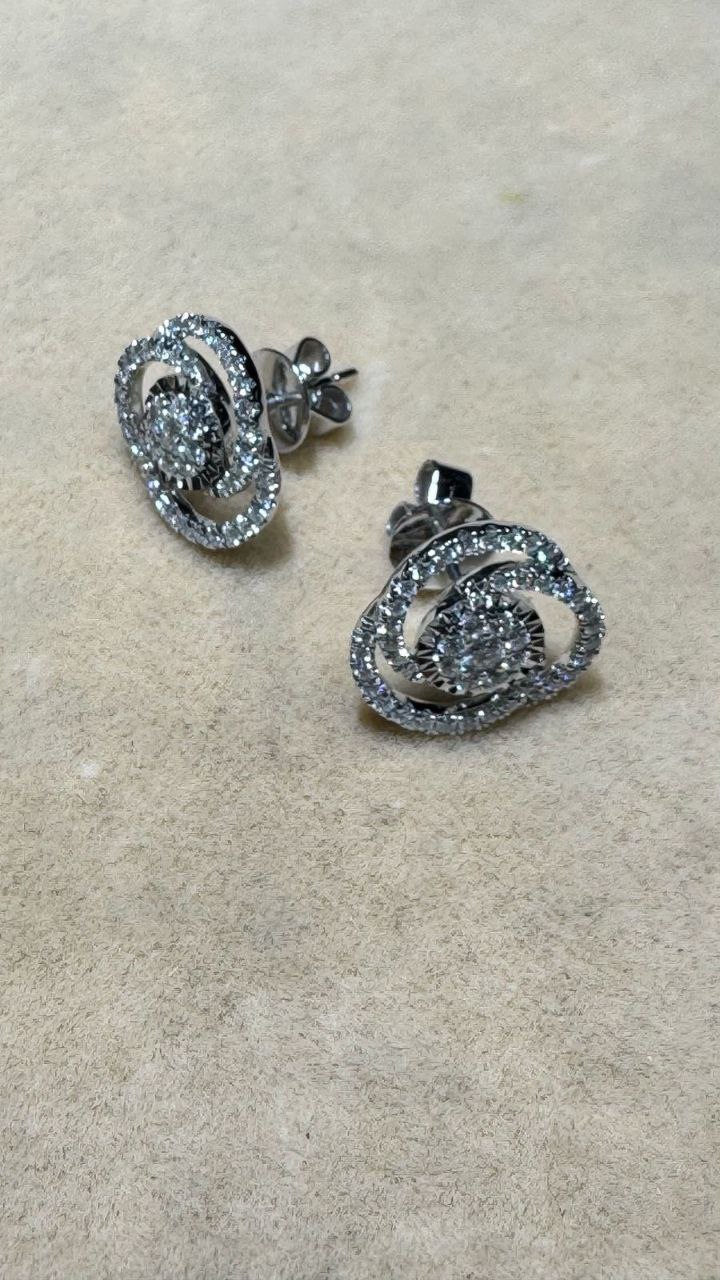 E247172 RD96 0,52ct 18K gold 18K gold Diamond Flower Earrings